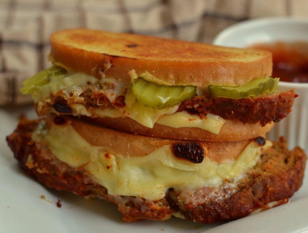 Grilled Meatloaf Sandwich With Chipotle Ketchup Small Town Woman