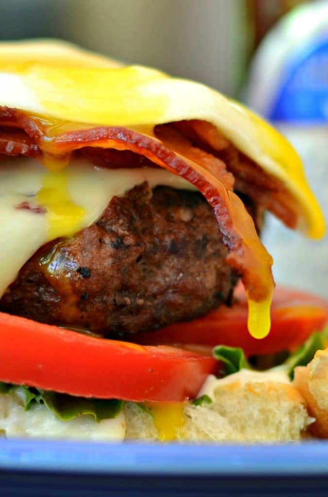 Egg Topped Bacon Cheeseburger - What Should I Make For