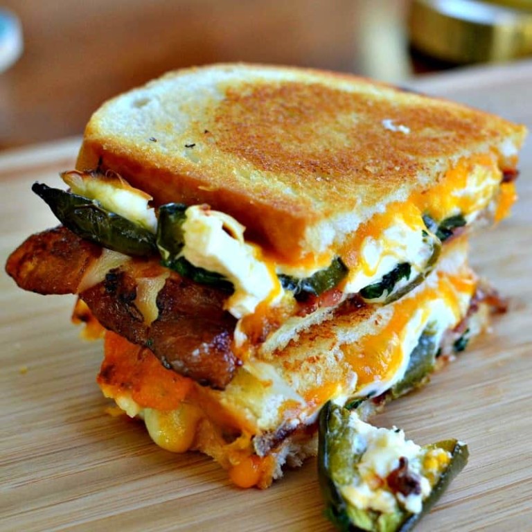 Jalapeno Popper Grilled Cheese - Small Town Woman