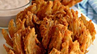 Easy Blooming Onion - Small Town Woman