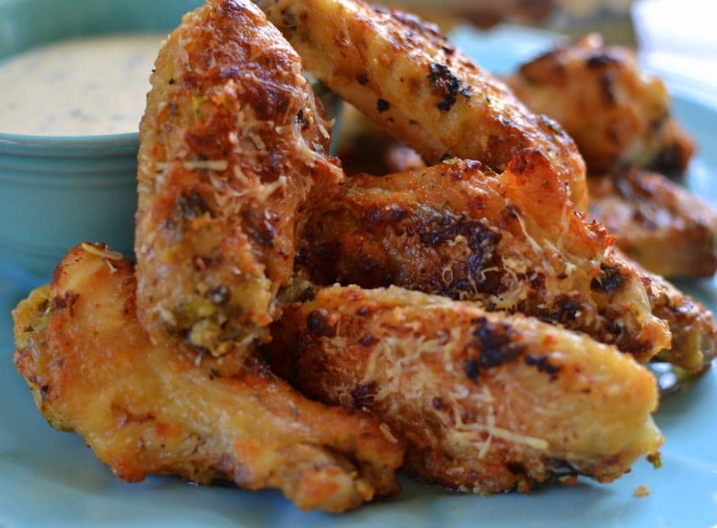 Parmesan Garlic Chicken Wings | Small Town Woman