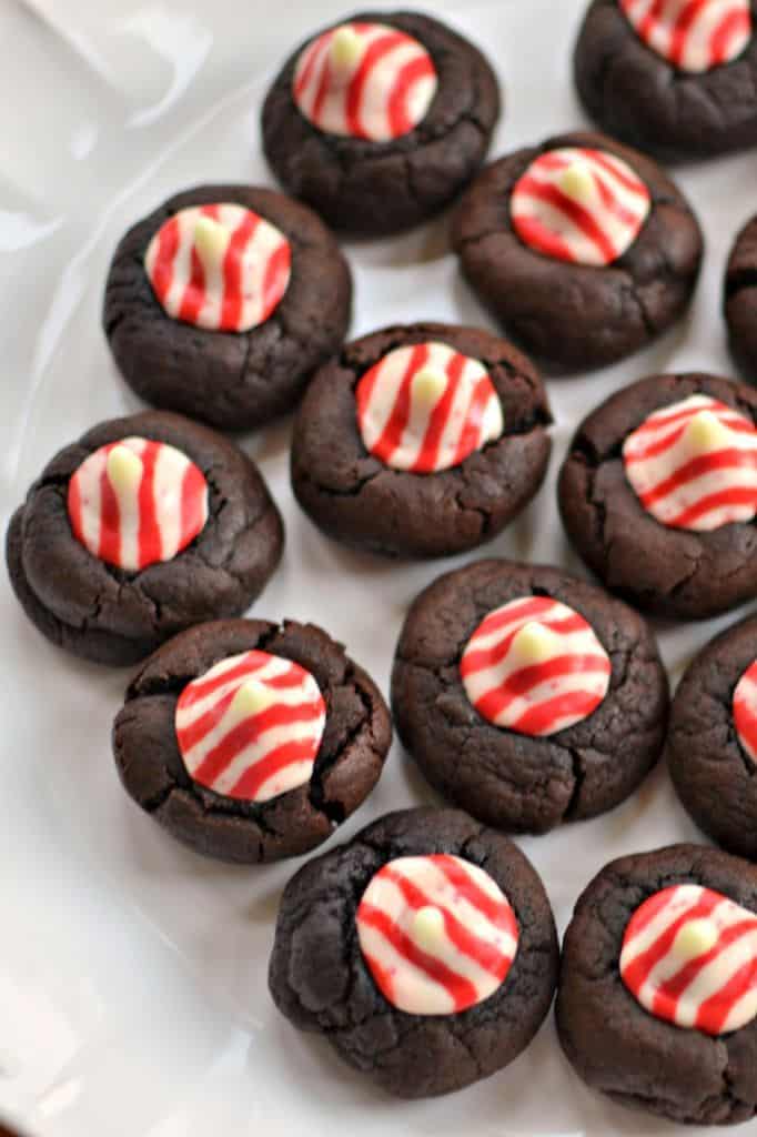 Peppermint Chocolate Thumbprint Cookies | Small Town Woman