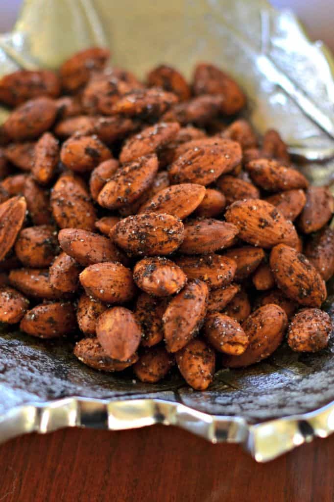 Smoky Spicy Roasted Almonds - Small Town Woman