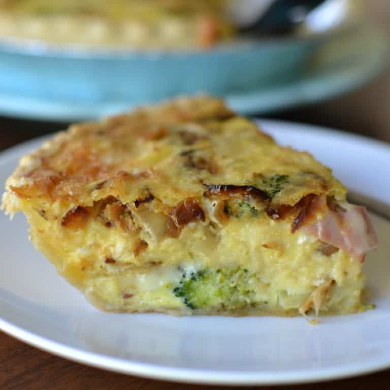 Ham And Broccoli Quiche With Caramelized Onions | Small Town Woman