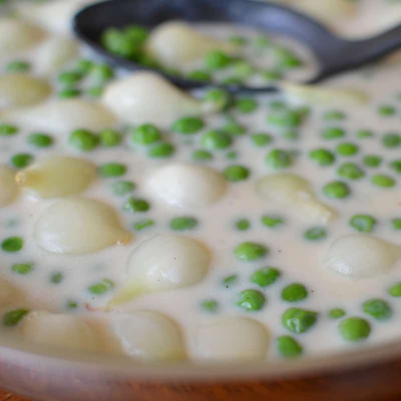 Creamed Peas with Pearl Onions | Small Town Woman