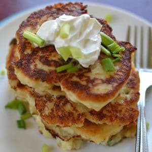 Crispy Pepper Jack Potato Cakes - Small Town Woman