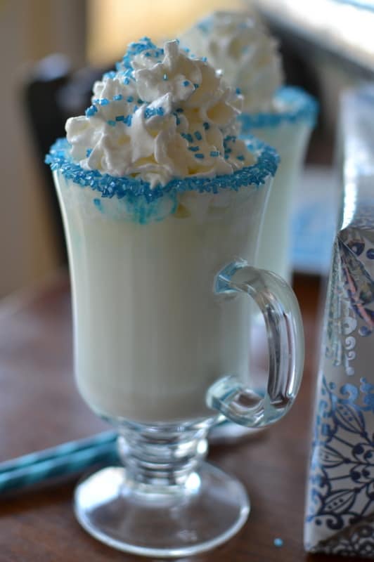 Winter Wonderland White Hot Chocolate Small Town Woman