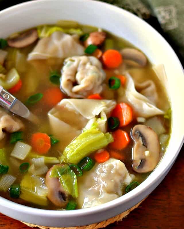 Soup with Beef Wontons recipe