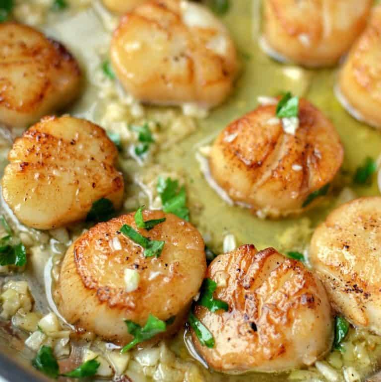 Seared Scallops with Garlic Lemon Butter