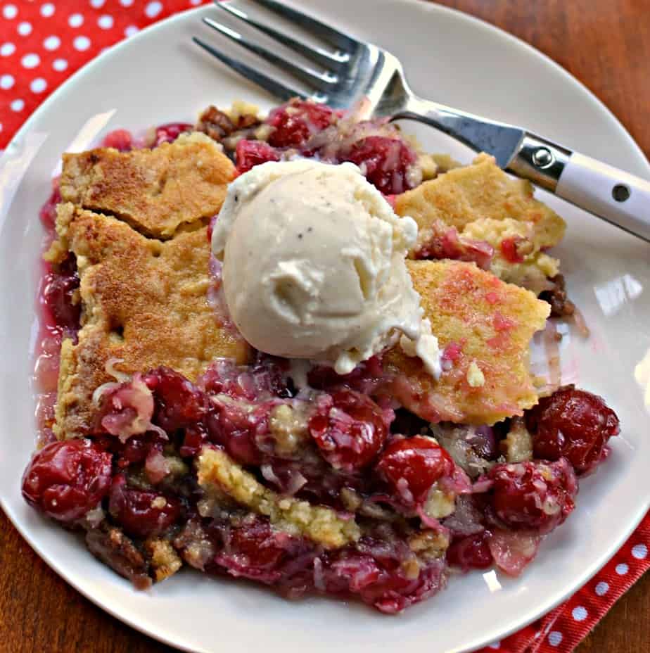 Easy Cherry Dump Cake Small Town Woman   Cherry Dump Cake DSC 3886 II 