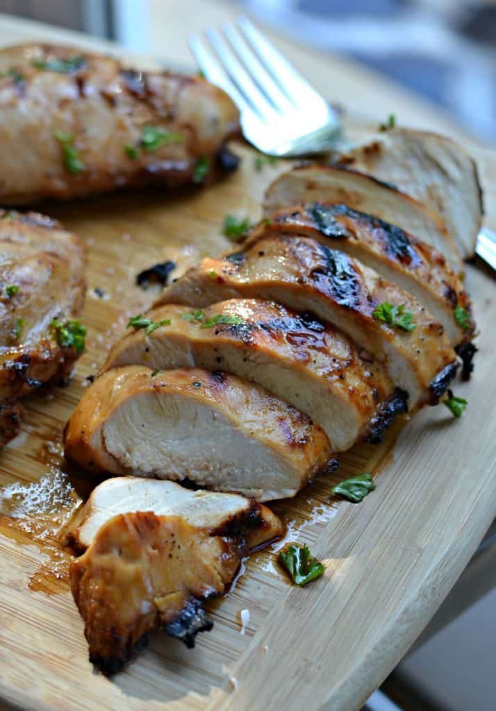 Easy Grilled Marinated Chicken Recipe | Small Town Woman