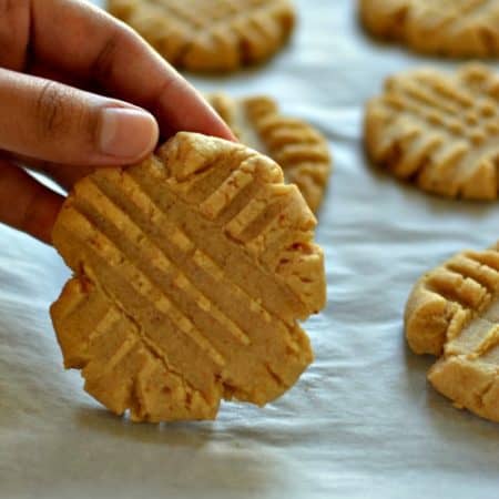 Best Peanut Butter Cookies (Classic Melt in Your Mouth Cookies)