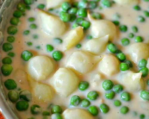 Creamed Peas with Pearl Onions | Small Town Woman