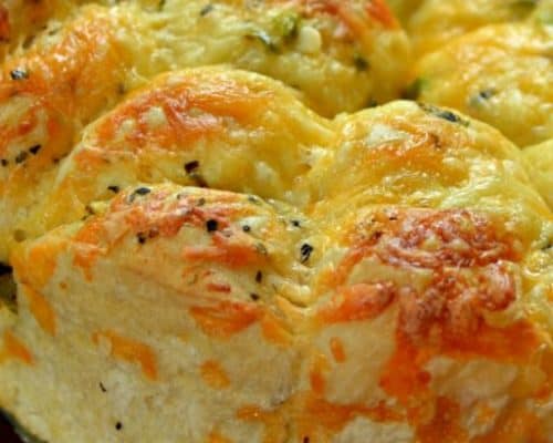 Cheddar Pull Apart Bread | Small Town Woman