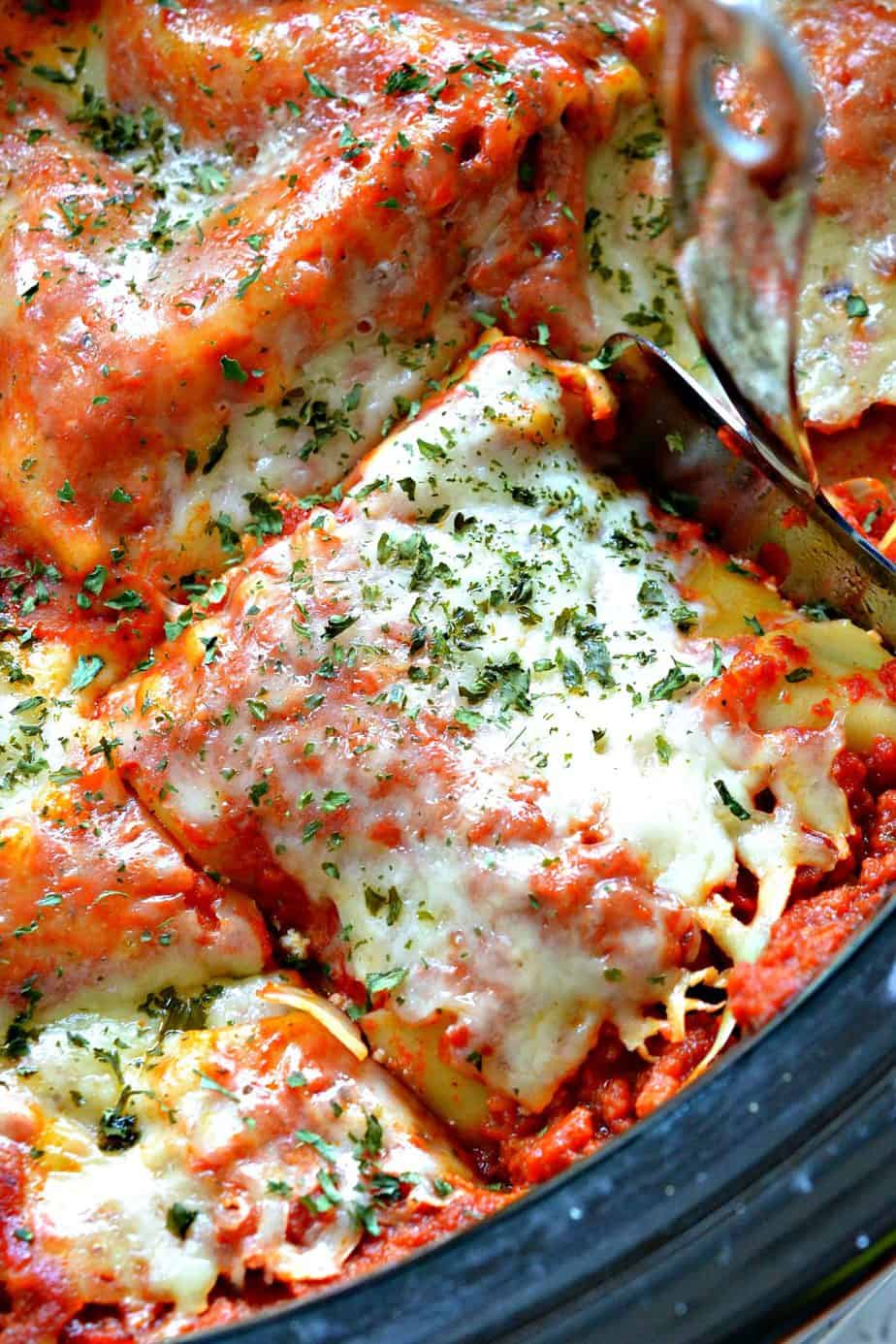 Easy Crock Pot Lasagna | Small Town Woman