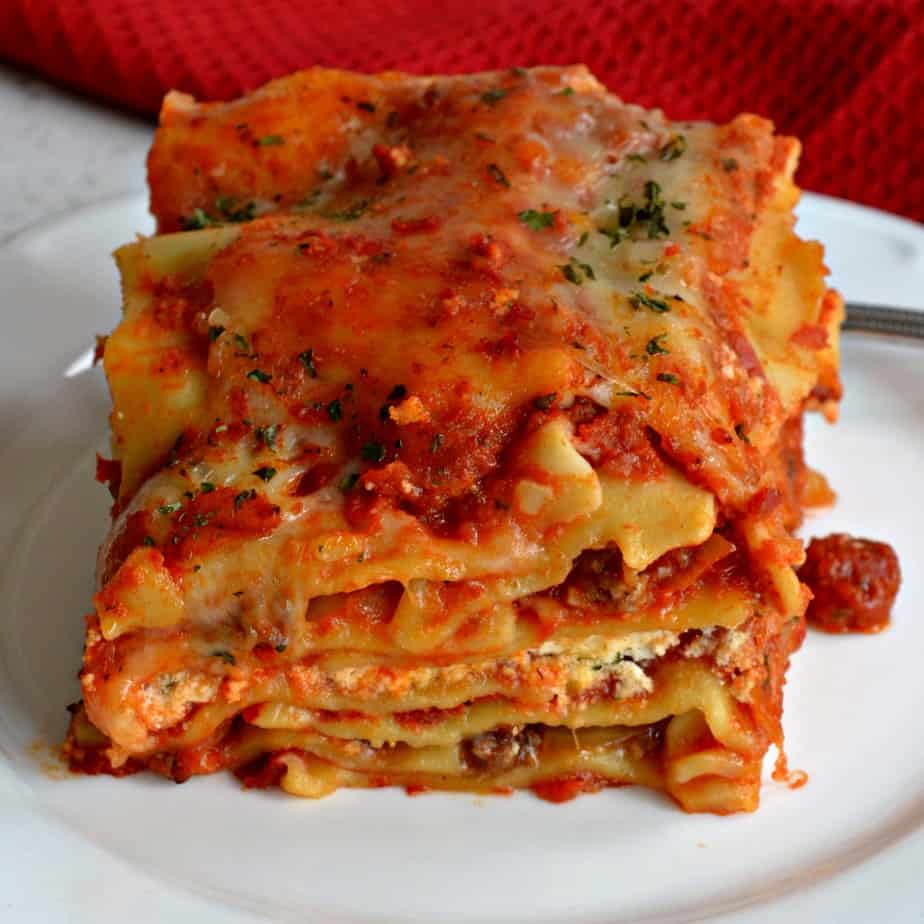 Easy Prep Crock Pot Lasagna Recipe | Small Town Woman