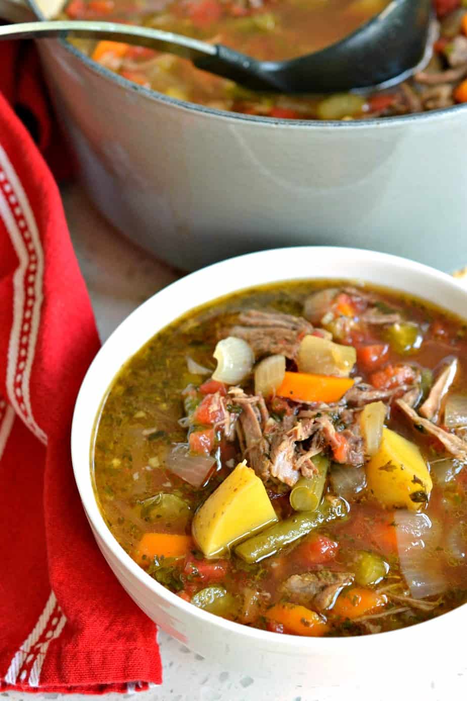 Vegetable Beef Soup Recipe | Small Town Woman - MYTAEMIN