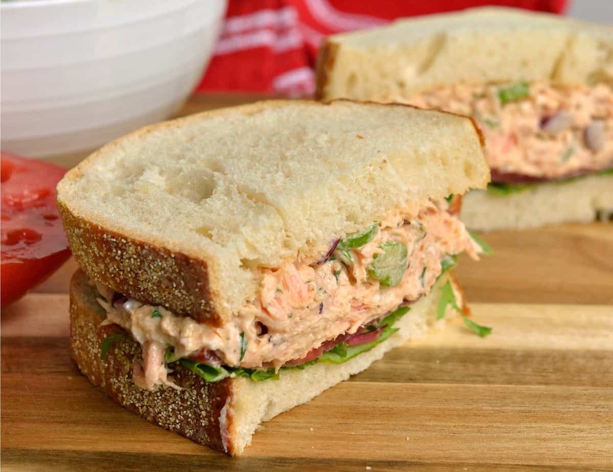 smoked salmon salad sandwich