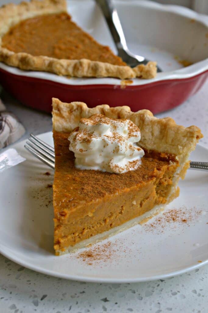 Southern Sweet Potato Pie Recipe | Small Town Woman