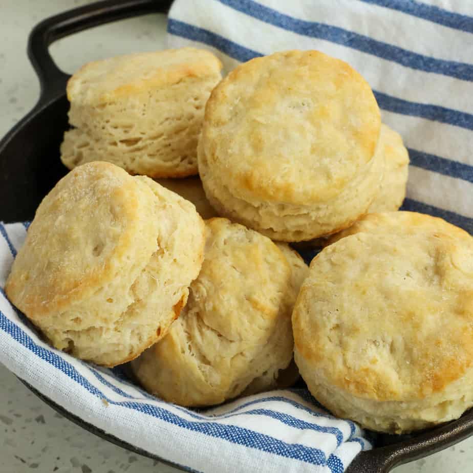 Easy Homemade Biscuits with Buttermilk