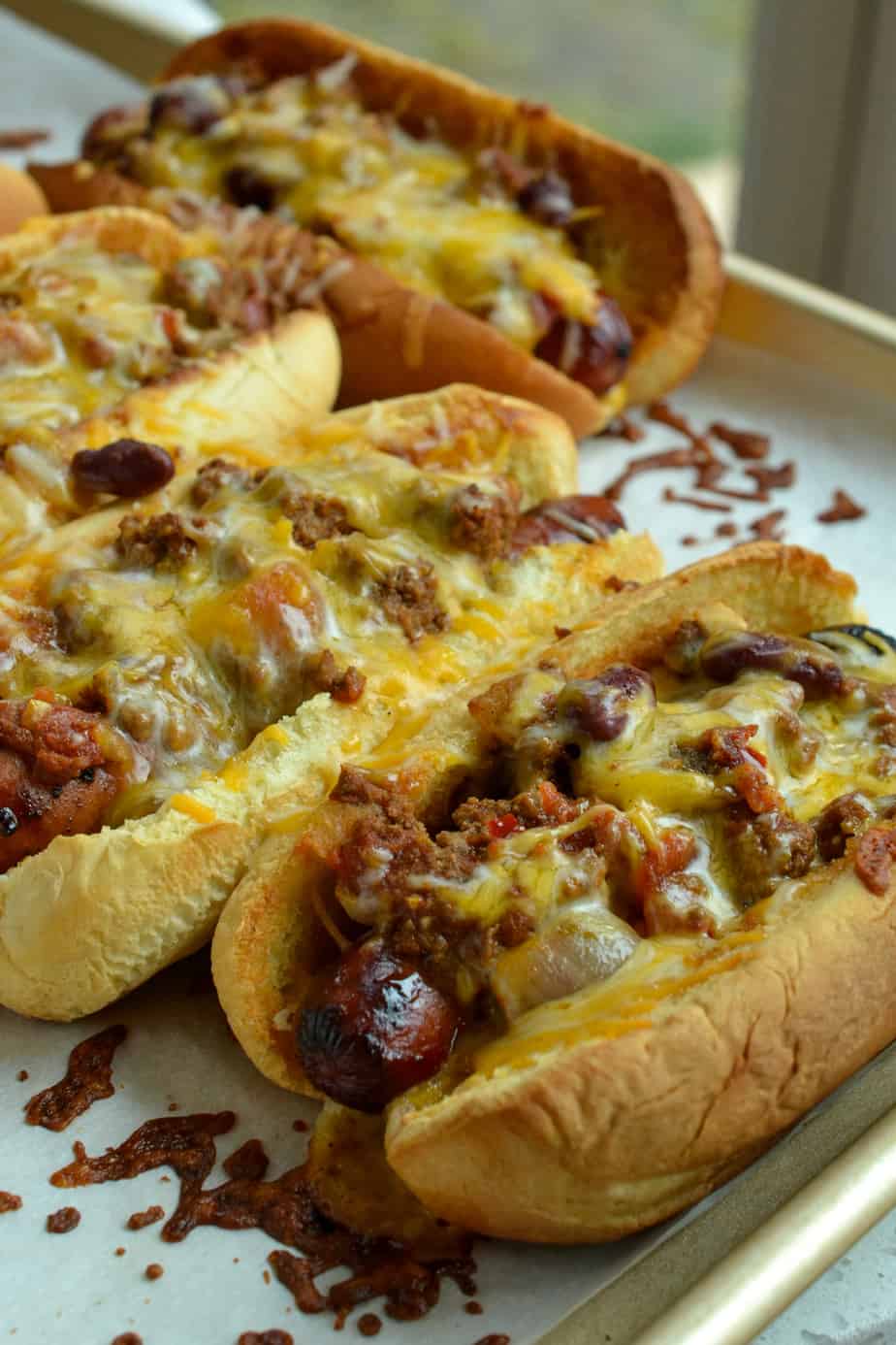what goes good with chili dogs