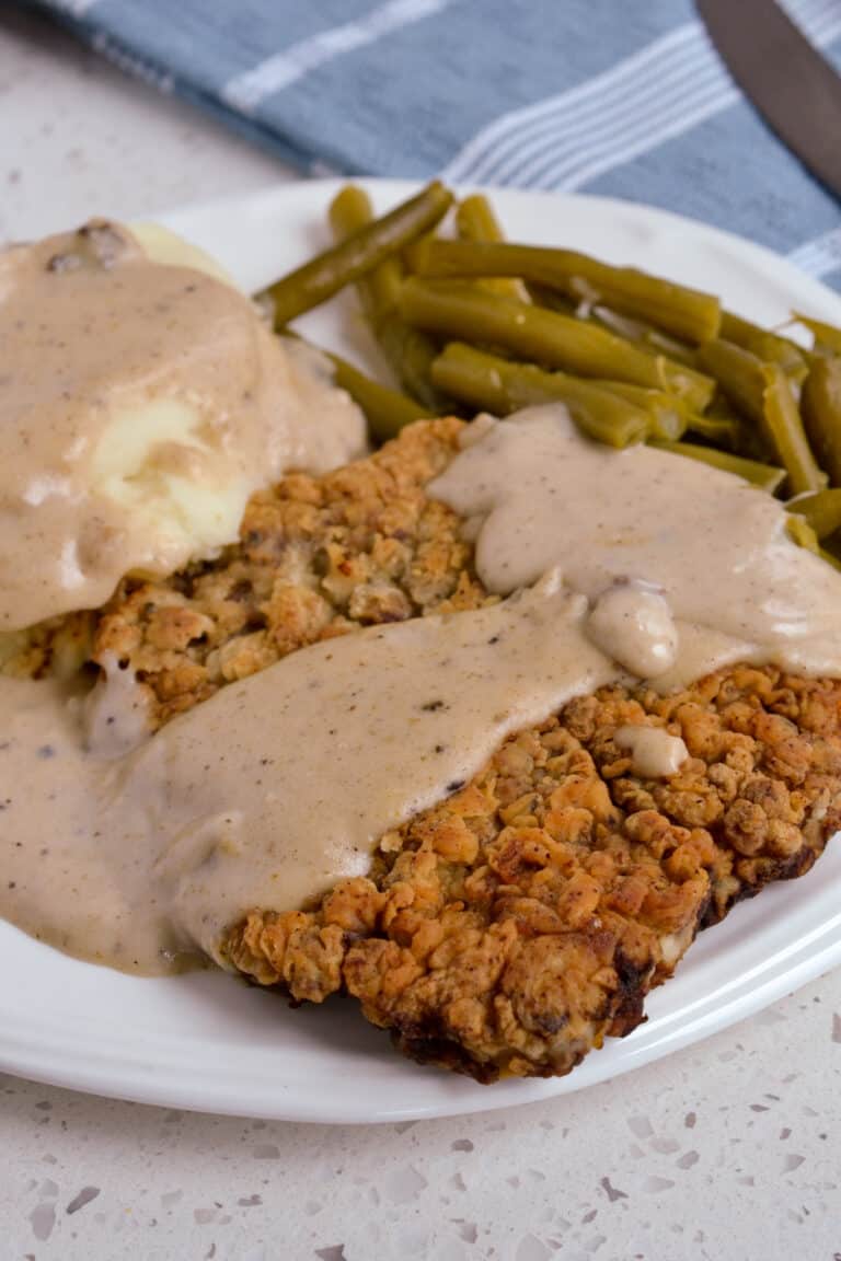 chicken-fried-steak-with-country-gravy-small-town-woman