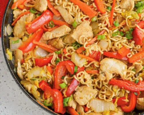 https://www.smalltownwoman.com/wp-content/uploads/2021/04/Chicken-Yakisoba-Facebook-3-500x400.webp