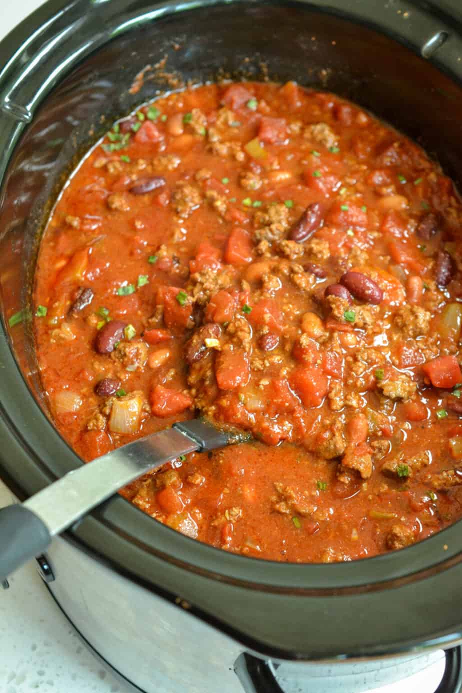 Easy Crock Pot Chili Recipe | Small Town Woman