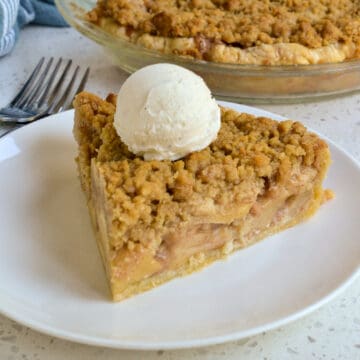 Apple Brown Betty - Small Town Woman