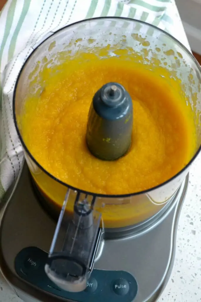 How to Puree Food Using a Blender: An Easy Guide