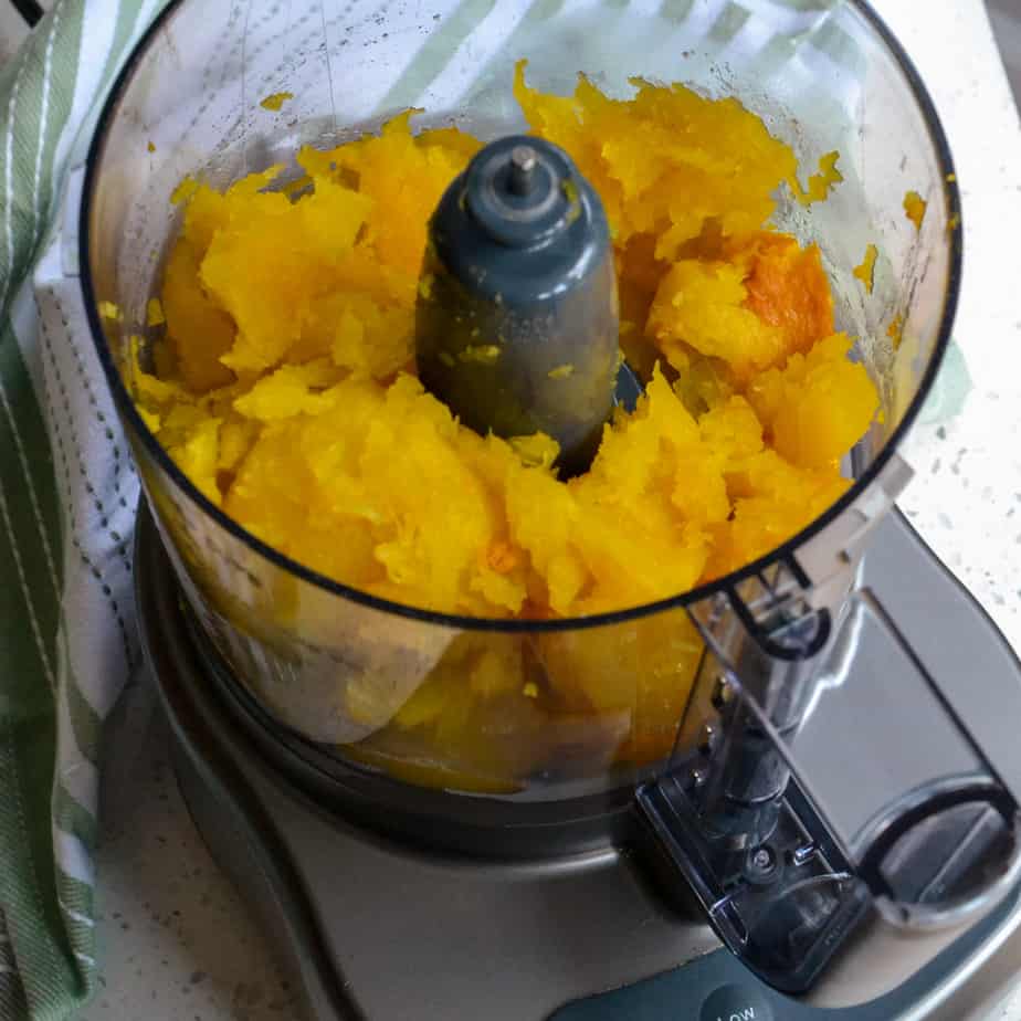 https://www.smalltownwoman.com/wp-content/uploads/2021/09/Pumpkin-Puree-18.jpg