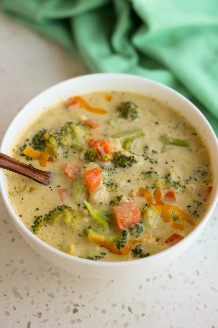 Broccoli Cheddar Soup (Creamy Quick and Easy) | Small Town Woman