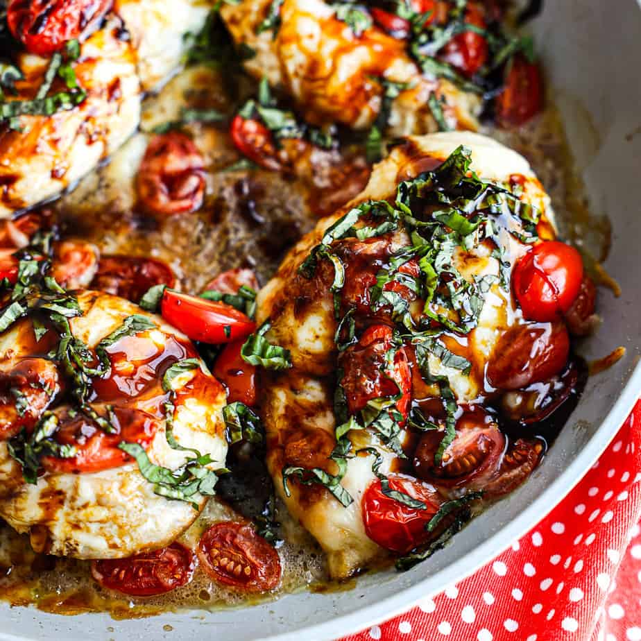 Easy Chicken Caprese Recipe