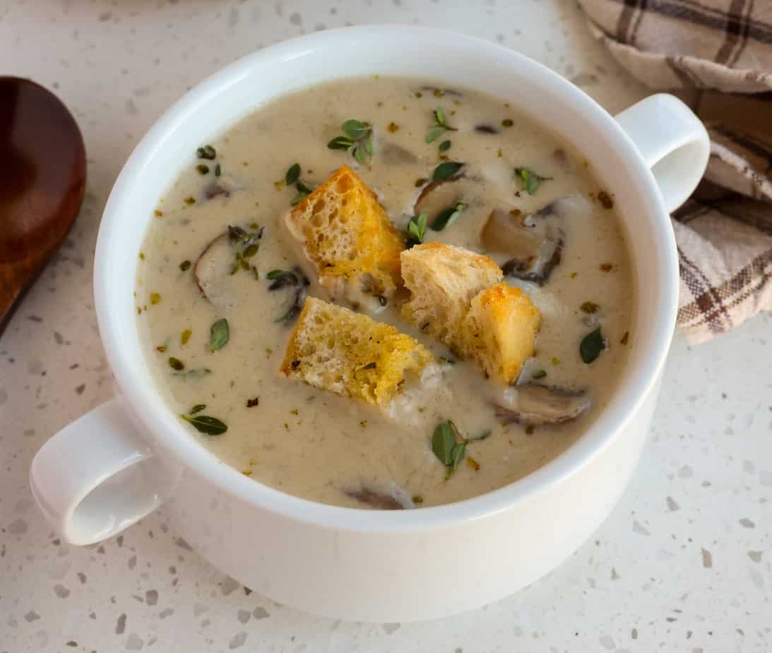 Marketside Creamy Mushroom & Herb Soup - 16 oz