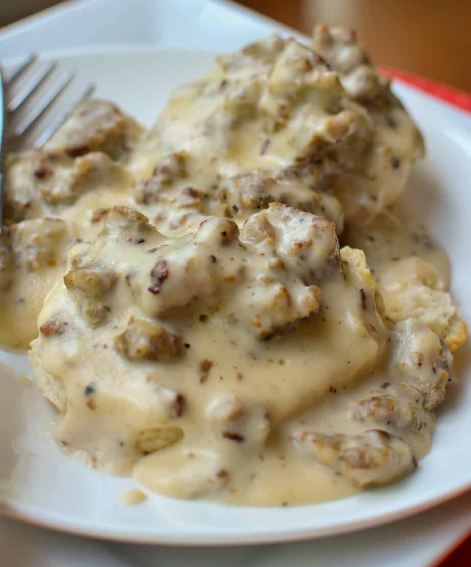 Homemade Biscuits and Gravy - Small Town Woman