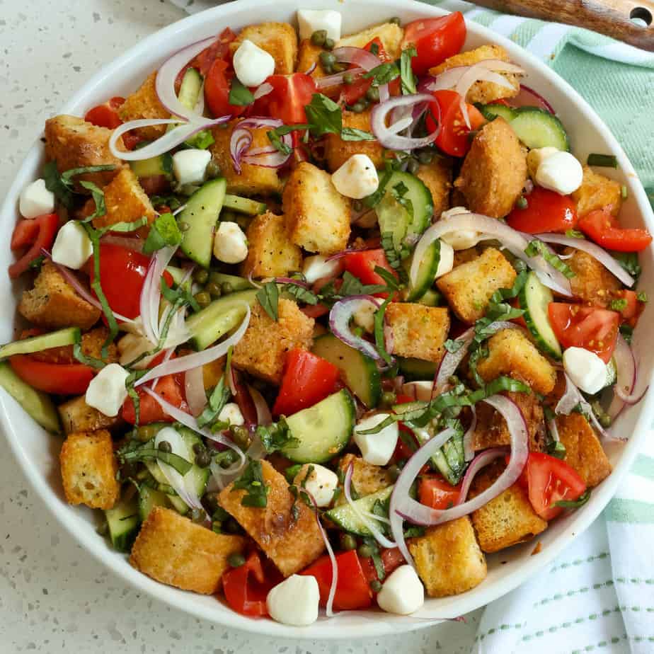 Easy Panzanella Salad - Small Town Woman