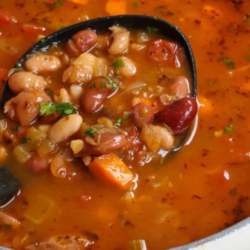 Easy 15 Bean Soup | Small Town Woman