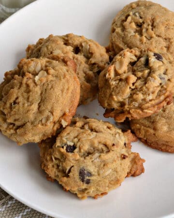 Peanut Butter Oatmeal Chocolate Chip Cookies - Small Town Woman