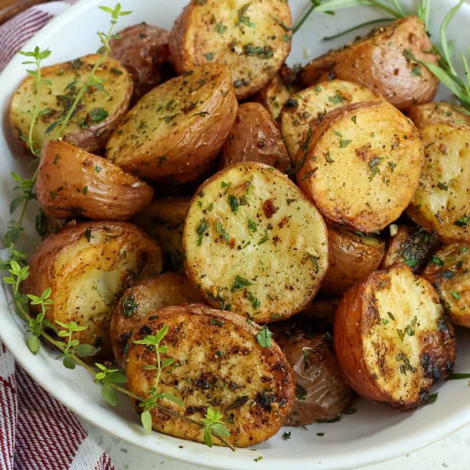 Crispy Roasted Red Potatoes | Small Town Woman