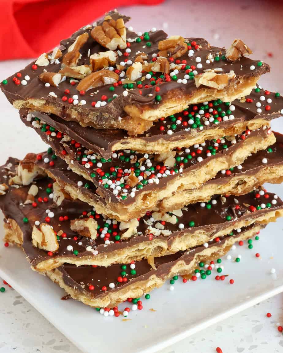 Christmas/Holiday Chocolate Grahams with Mini M&Ms