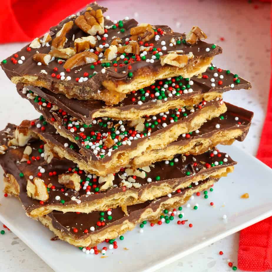 Crock Pot Christmas Crack (Super Easy 5 Ingredient Christmas Candy!)