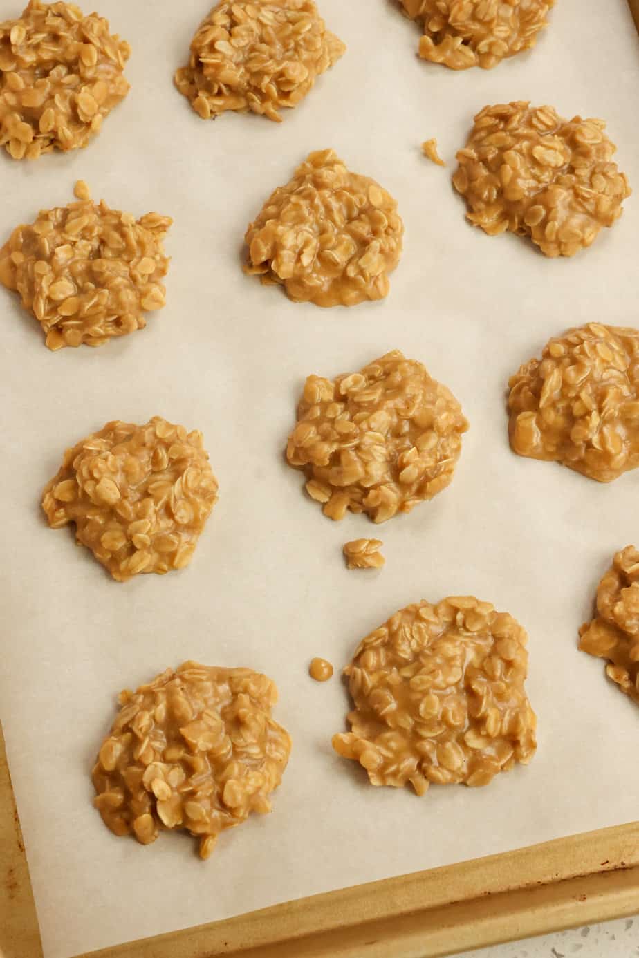 No Bake Peanut Butter Cookies - Small Town Woman