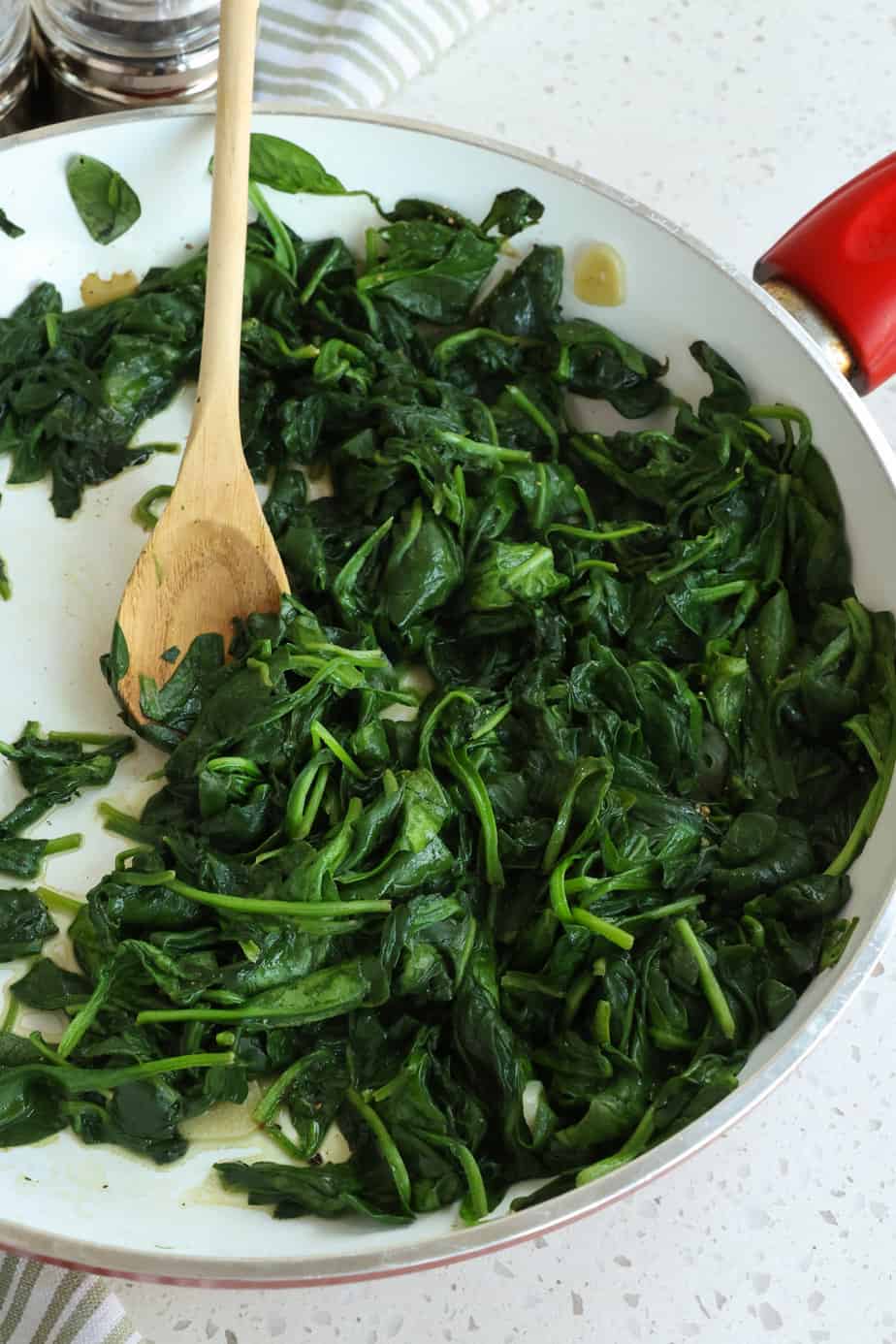 Easy Sautéed Spinach Recipe | Small Town Woman