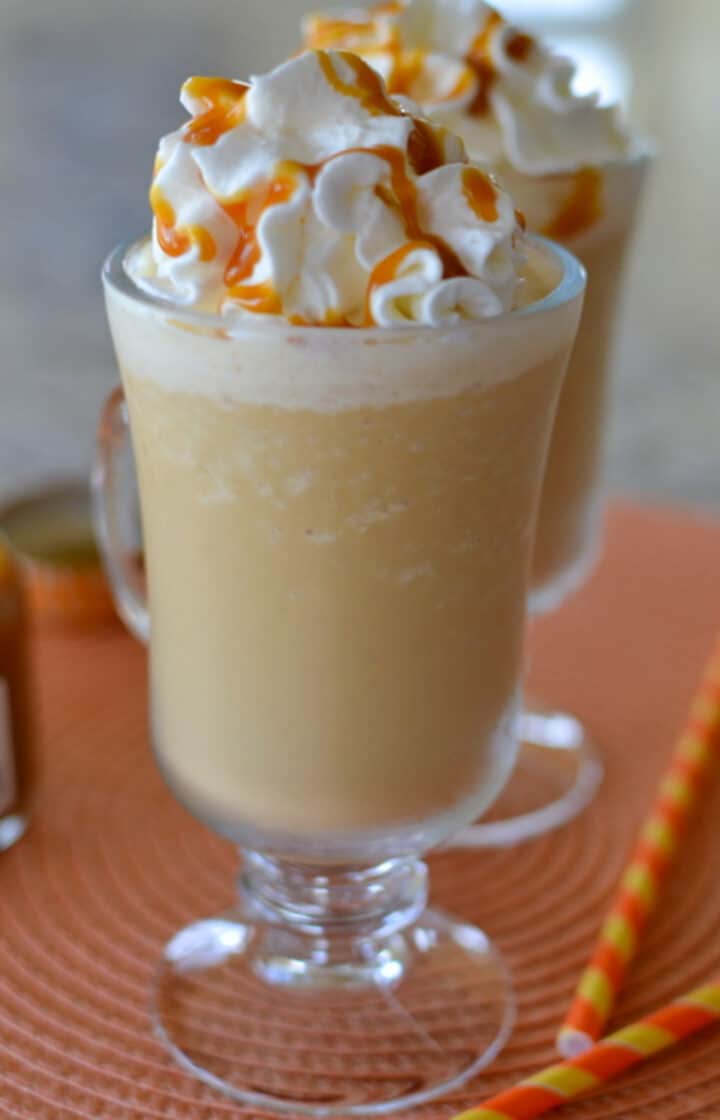 Easy Caramel Frappuccino (Caramel Frappe) | Small Town Woman