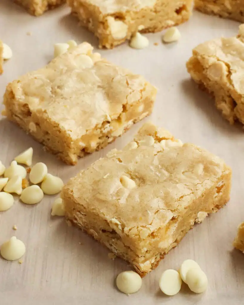 These quick and easy Classic Blondies are rich in vanilla flavor, slightly chewy, and amazingly delicious.